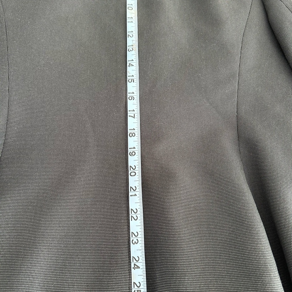 2 piece suit - Picture 5 of 10